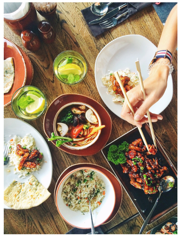 導入事例の食事イメージ